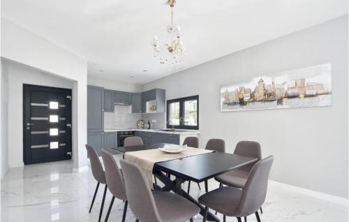 Kamen House | Luxurious Home In Split