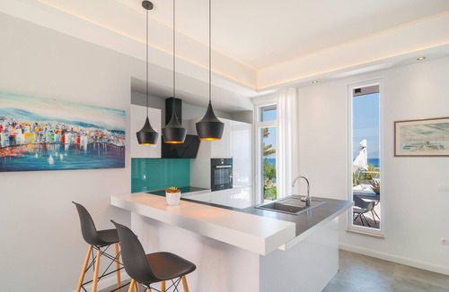 Sutivan House | Luxurious home in Sutivan