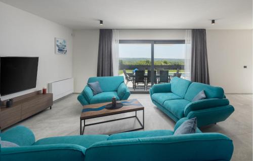 Frata House | Luxurious Home In Tar