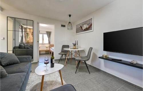 Jalzabet House | Luxurious Home In Vrtlinovec With Sauna
