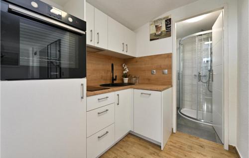 Jalzabet House | Luxurious Home In Vrtlinovec With Sauna