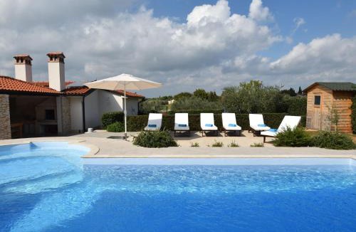 Kanfanar Villa | Luxurious Villa in Lavanda in Kanfanar with Private Pool
