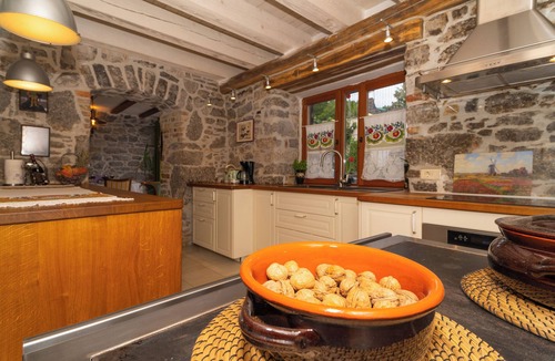 Matulji Villa | Luxurious Villa in Ružići Croatia with Private Pool and Garden