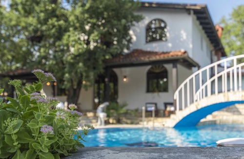 Kastel Villa | Luxury 5 * Villa-PRIVATE TENNIS COURT, pool, sauna, beach nearby, Istria