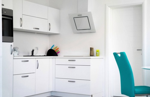 Izola Villa | Luxury apartment in Villa Magenta - an artistic mix of minimalism and elegance.