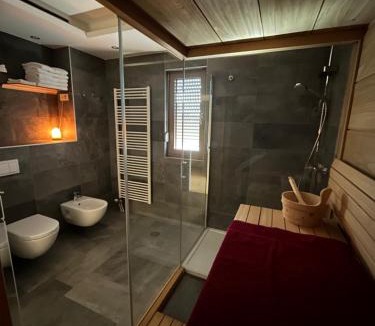 Varazdin Apartment | Luxury apartment LUNA for 6, sauna, center, *