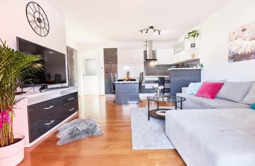 Velika Gorica Apartment | Luxury apartment MIRA near Airport Zagreb