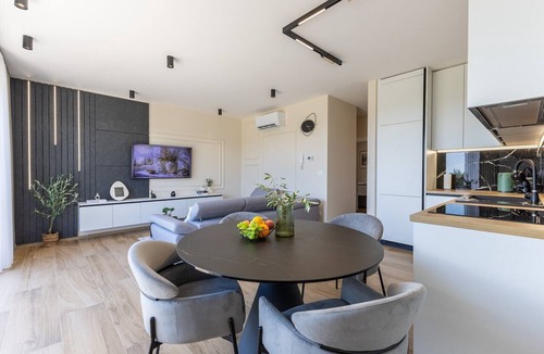 Frata Apartment | Luxury Apartment Olearis