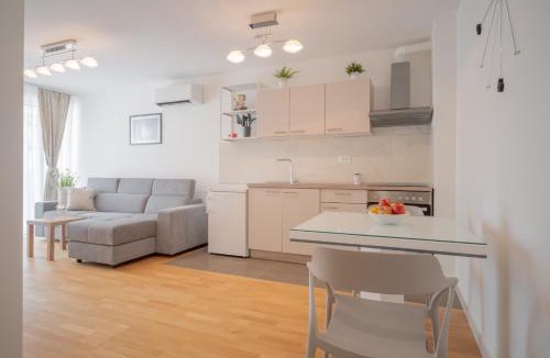 Solin Apartment | Luxury Apartment Solinka With Private Parking