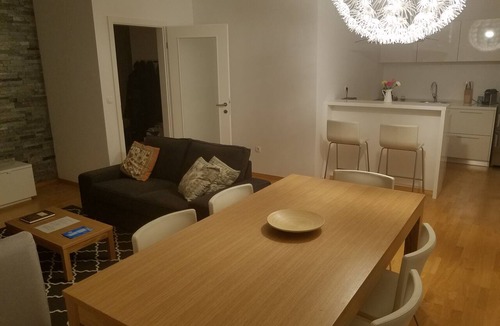 Gozd Martuljek Apartment | Luxury Apt with balcony and sauna near ski slopes and biking/hiking trails