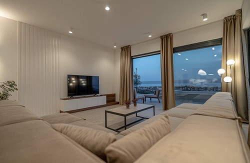 Dobropoljana Villa | Luxury beachfront family villa.
