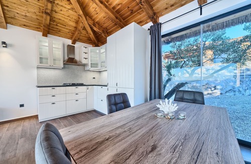 Jezera House | Luxury Bungalow New Horizons I