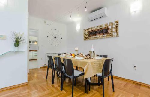 Zemunik Donji House | Luxury Dalmatian Villa with Pool