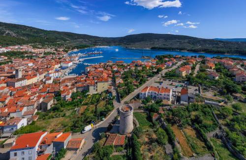 Cres Apartment | Luxury Landing