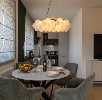 Osijek Apartment | Luxury Opus Osijek - Self Check in, Free Private Parking