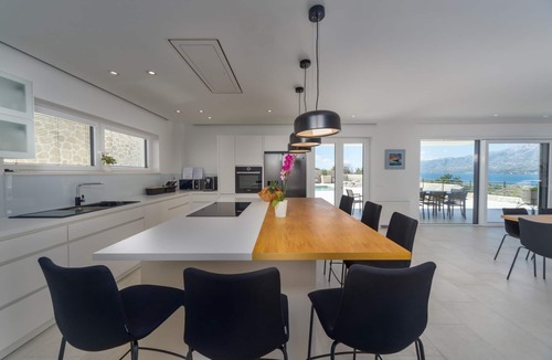 Vinjerac Villa | Luxury Sea star Villa heated pool 48 m2, family, quiet area, Paklenica National Park, Zrmanja rafting, bbq