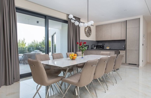 Stanici Villa | Luxury Seaview Villa with Jacuzzi