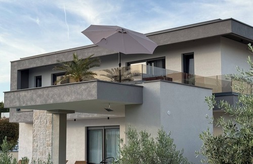 Brodarica House | Luxury Seaview Villa Brodarica Sibenik with Pool Jacuzzi Fitness Room Billiar