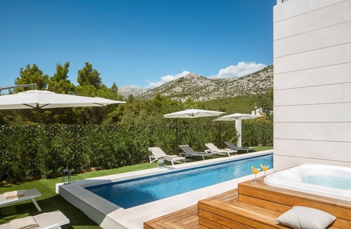 Starigrad Villa | Luxury Villa Domino with Pool