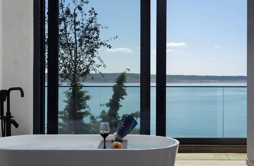 Starigrad Villa | Luxury Villa Black Velvet with Pool
