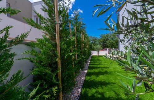 Murvica Villa | Luxury Vila Klara with heated pool, near Airport&Zadar