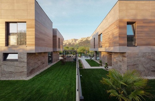 Jurandvor Villa | Luxury Villa Allure with heated pool, sauna, jacuzzi & gym