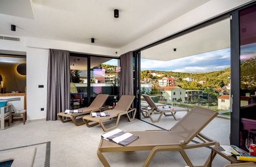 Marina Villa | Luxury Villa Cherry with indoor pool and outdoor jacuzzi