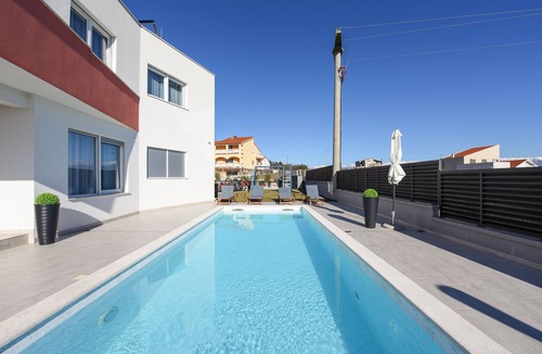 Poljica Villa | Luxury villa for 12 people, pool, sauna, whirlpool, tennis, golf, soccer field