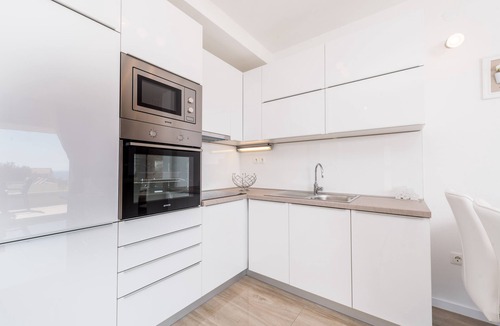 Novalja House | Luxury Villa for 18 with Private Heated Pool near the Beach