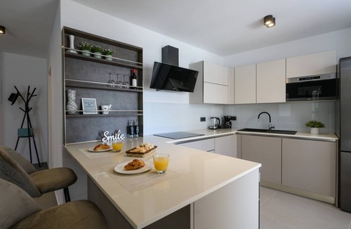 Jursici Villa | Luxury Villa Grande