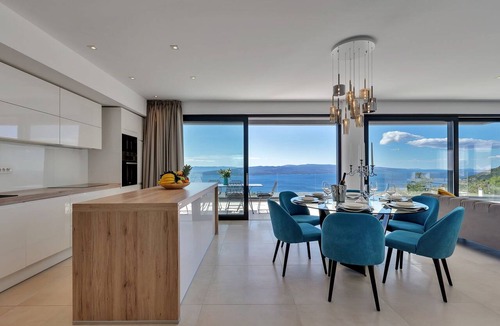 Bast Villa | Luxury Villa Misterio with Pool