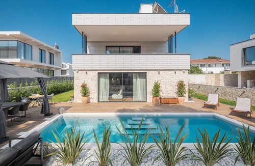 Funtana Villa | Luxury Villa Moonstone with Pool