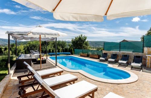 Dicmo Villa | Luxury Villa Nadalina-Dicmo
