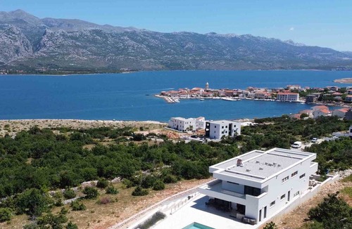 Posedarje Villa | Luxury villa near Zadar with a stunning sea view