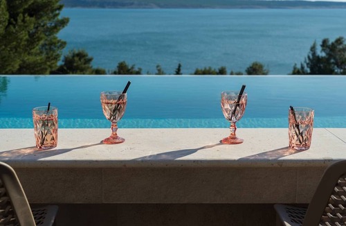 Starigrad Villa | Luxury Villa Soho infinity pool, Jacuzzi, sauna, family, stylish, quiet area