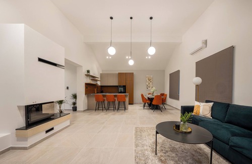 Klostar Ivanic Villa | Luxury villa with pool and spacious estate for family gatherings and events.