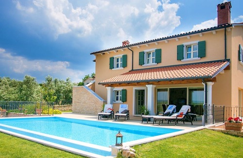 Selina Cottage | Luxury villa with private, heated pool and panoramic view, 2 km from Sveti Lovrec