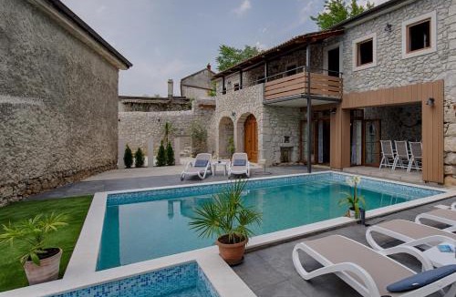 Tribalj Villa | Luxury villa with pool, large garden in the countryside - by TRAVELER tourist agency Krk- ID 2204