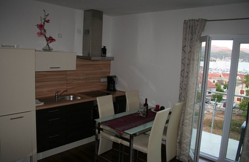 Marina Apartment | Luxury villa with private heated pool and sea view 5