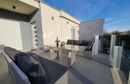 Ruzic Villa | Luxury Villa With Swimming pool A&N