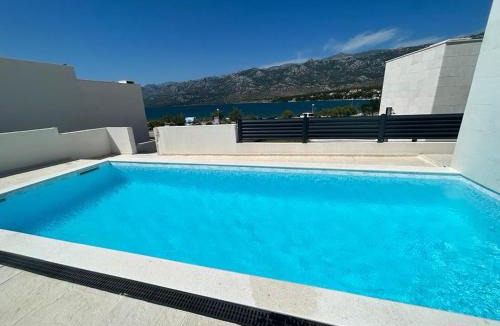 Rovanjska Villa | Luxusvilla Christian direkt am Meer mit Pool