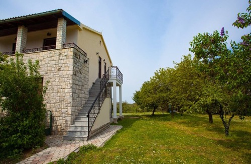 Musalez Apartment | Magnoolia house - Close to nature, quiet and relaxing place in village