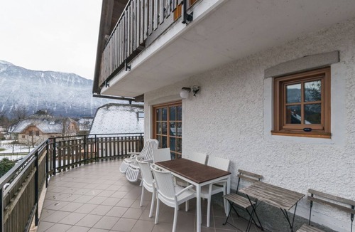 Bovec Ski Chalet | Mala Vas Chalet in Bovec is a spacious 6-bedroom apartment sleeping up to 12.