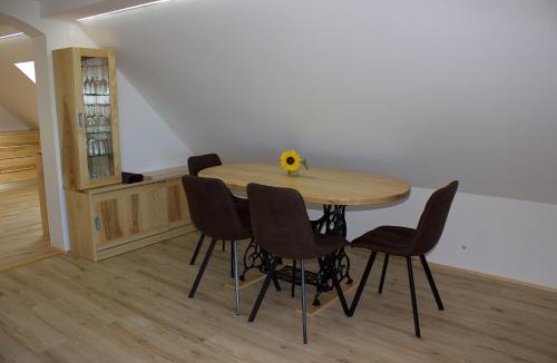 Vransko Apartment | Malina