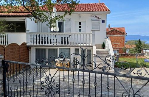 Sveti Vid-Miholjice Apartment | Mar&Mar