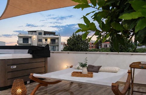 Businci Apartment | Mare Vista Rooftop Penthouse Sea View & Private Jacuzzi
