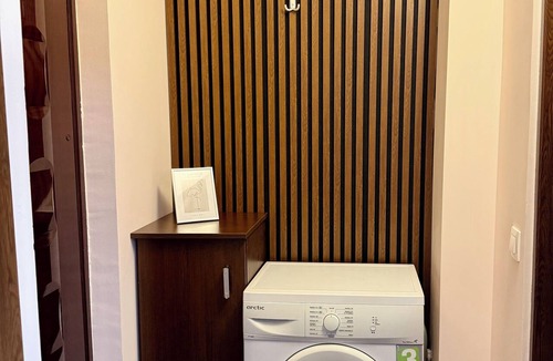 Galati Apartment | Maria apartment-bedroom apartment with AC in charming Galați