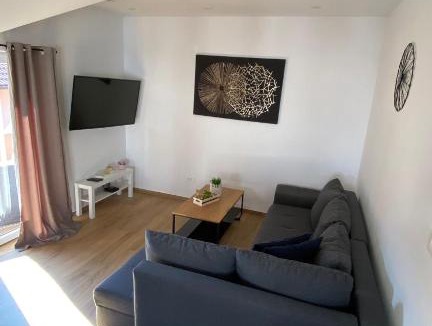 Sesvete Apartment | Marina