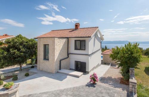 Drenje Villa | Maris
