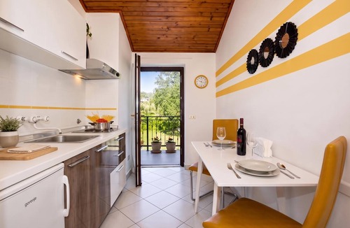 Marceljani Apartment | Marisa Olive Grove - App Sole, Labin, Croatia